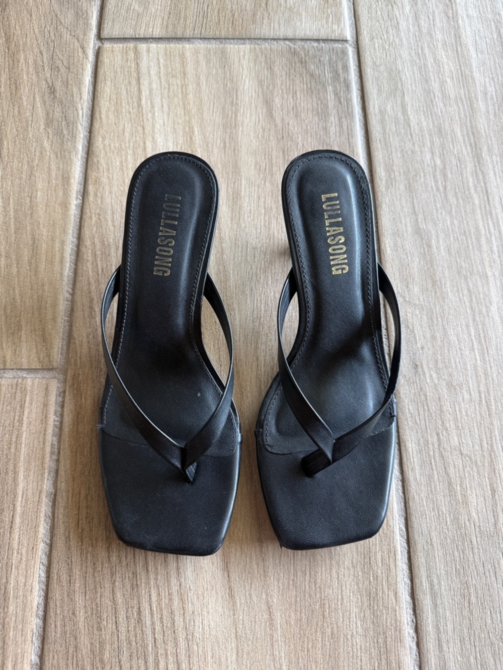 Black Square-Toe Thong Kitten Heel Sandals